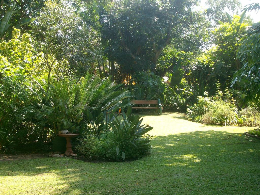 Wendy'S Country Lodge Mtubatuba Екстер'єр фото