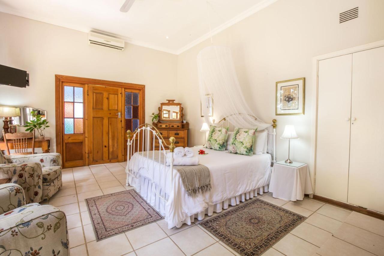 Wendy'S Country Lodge Mtubatuba Екстер'єр фото