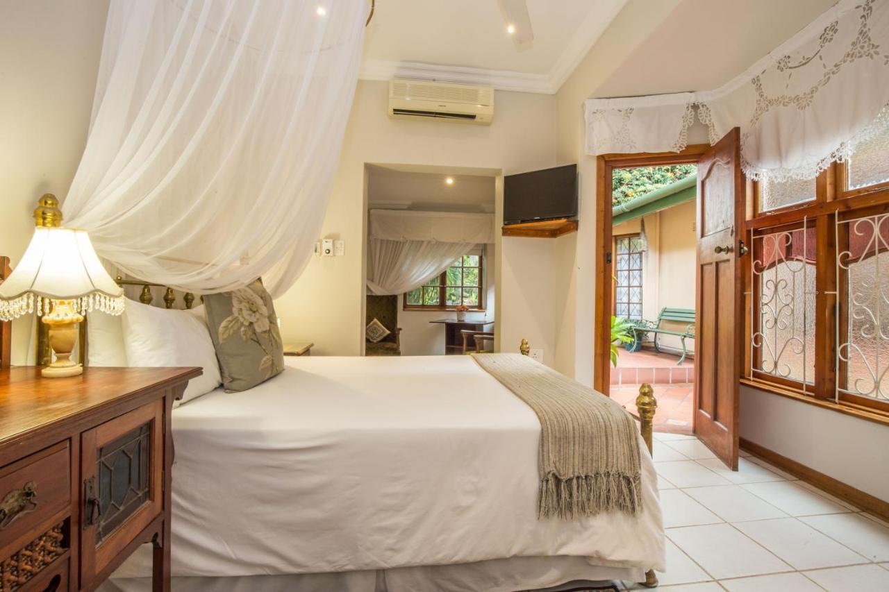 Wendy'S Country Lodge Mtubatuba Екстер'єр фото